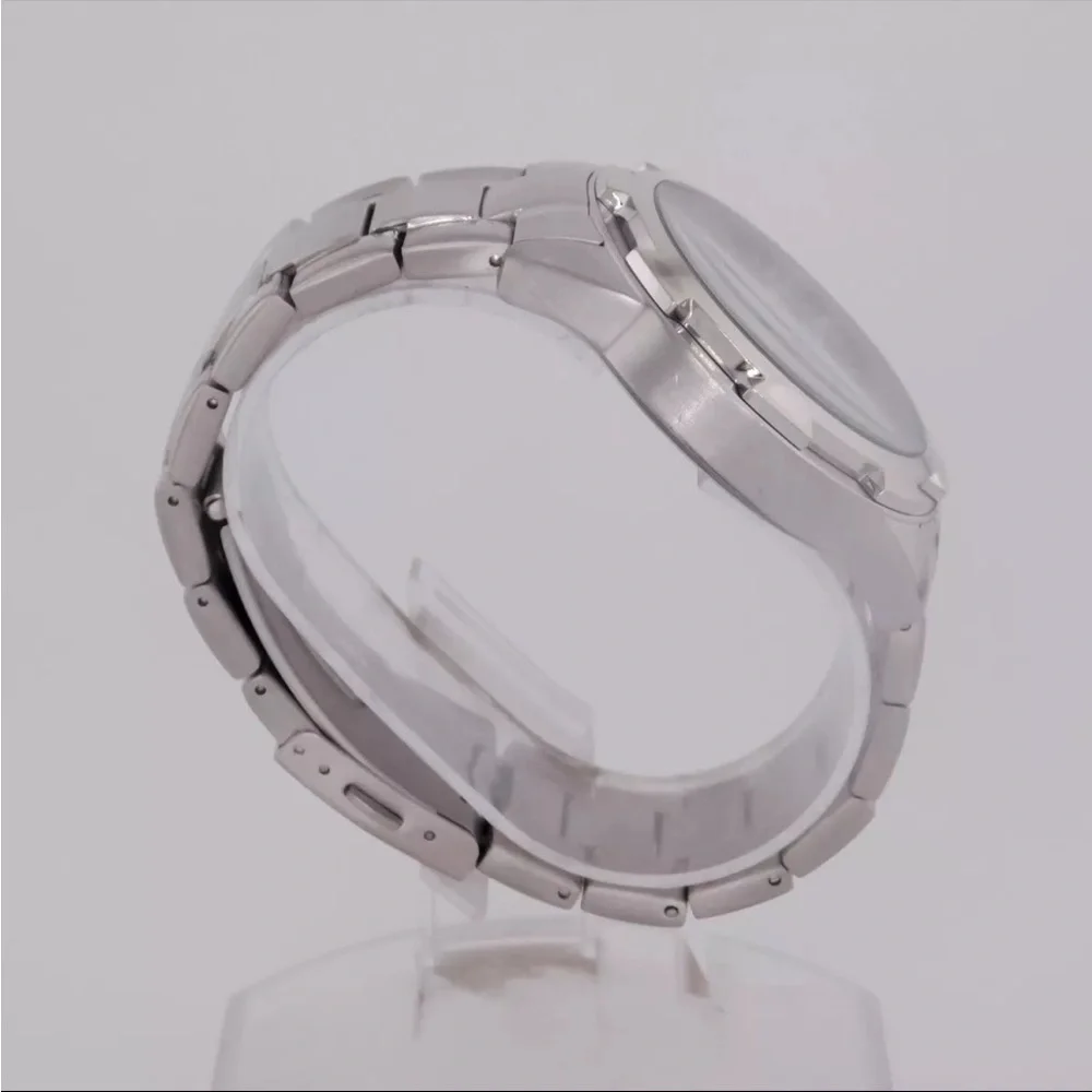 GUESS U10026G1 Stainless Steel Bracelet Multi-Function Watch #128